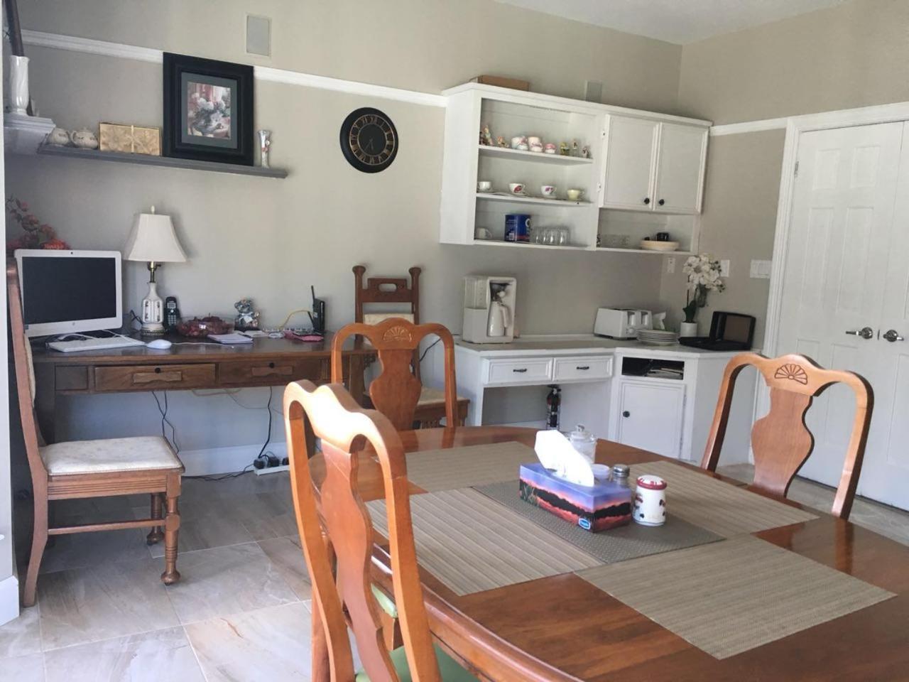Stratford Seaview White House Bed & Breakfast エクステリア 写真